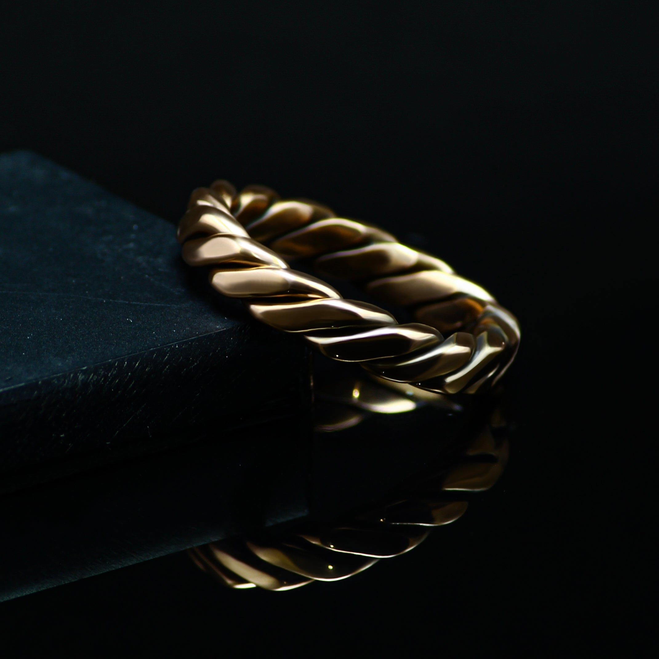 Handcrafted Pure Copper Braided Ring - Natural Healing Arthritis - Twist Eternity Band