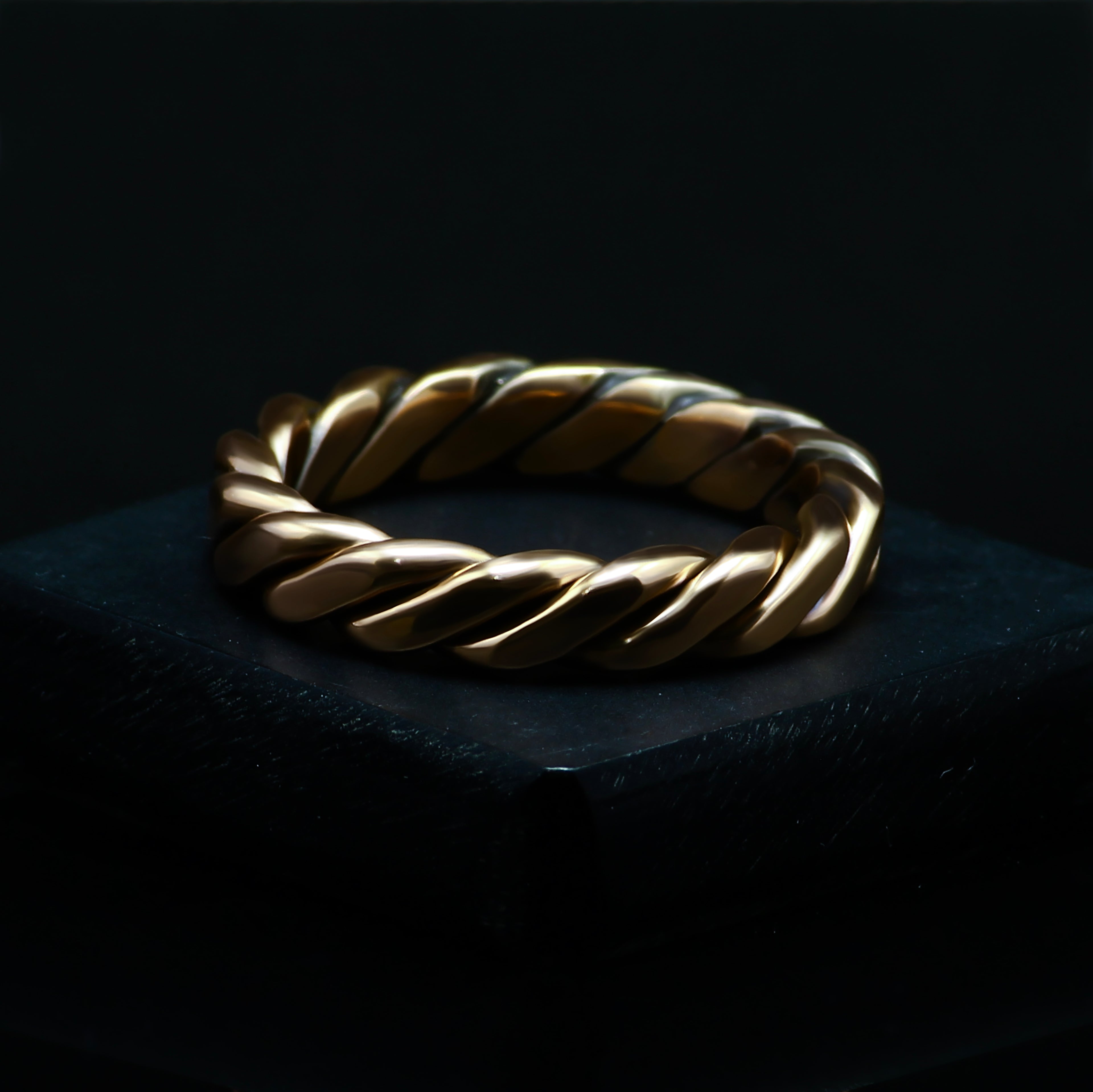 Handcrafted Pure Copper Braided Ring - Natural Healing Arthritis - Twist Eternity Band